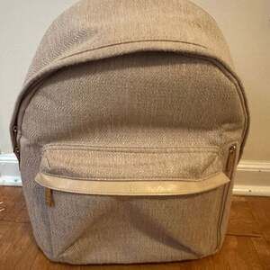 BEIS The Backpack in Beige